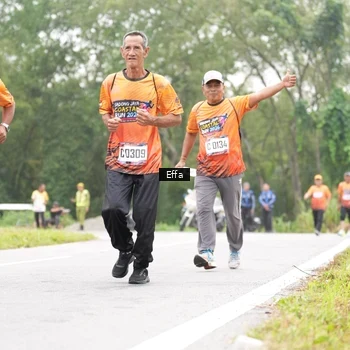 Runner Photo 8040126