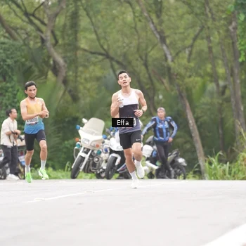 Runner Photo 8040169