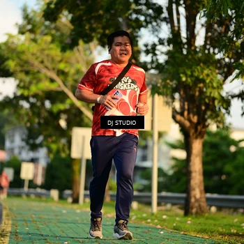Runner Photo 8040174