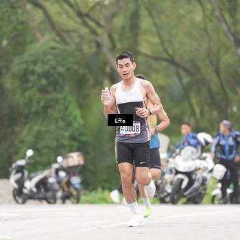 Runner Photo 8040177
