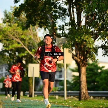 Runner Photo 8040198