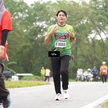 Runner Photo 8040200