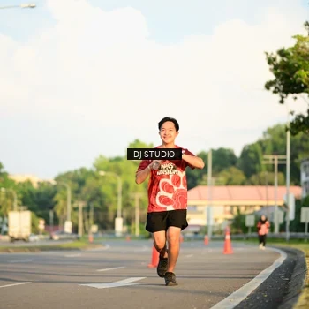 Runner Photo 8040291