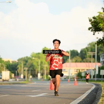Runner Photo 8040298