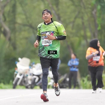 Runner Photo 8040300