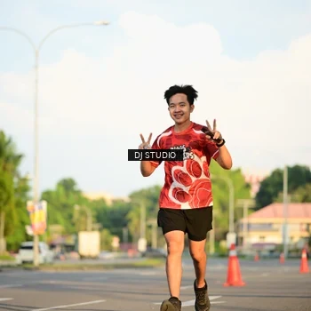 Runner Photo 8040304