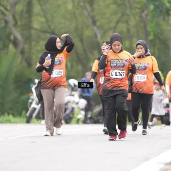 Runner Photo 8040330