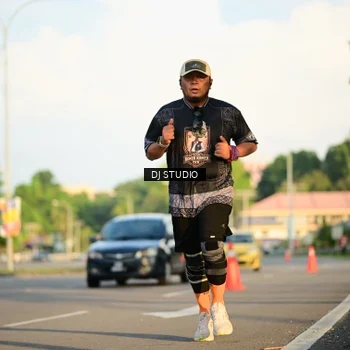 Runner Photo 8040414