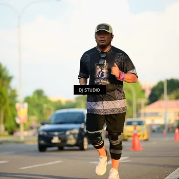 Runner Photo 8040420