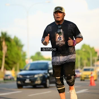 Runner Photo 8040431