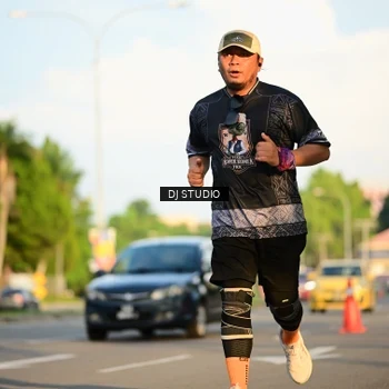 Runner Photo 8040432