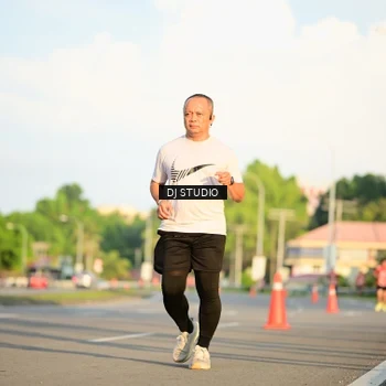Runner Photo 8040464