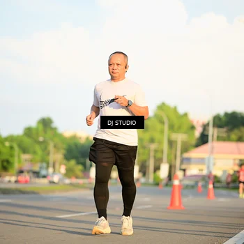 Runner Photo 8040471