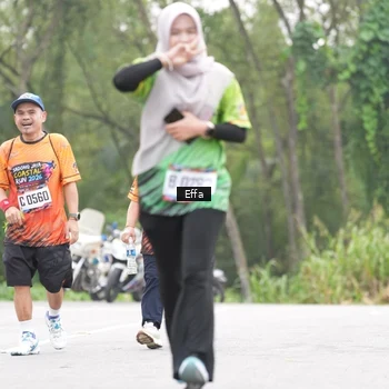Runner Photo 8040473