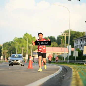 Runner Photo 8040504