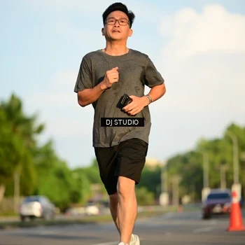 Runner Photo 8040695