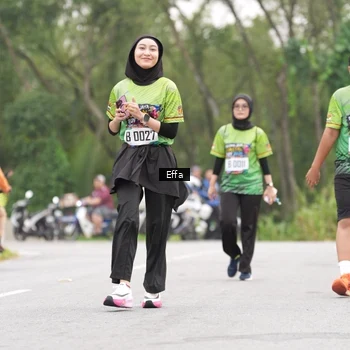 Runner Photo 8040701