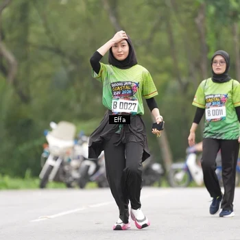 Runner Photo 8040707