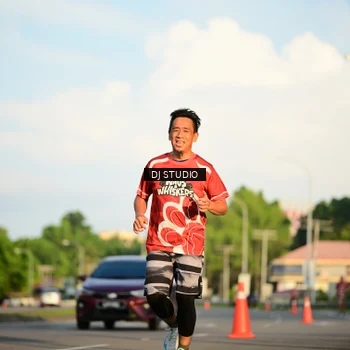 Runner Photo 8040708