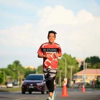 Runner Photo 8040712