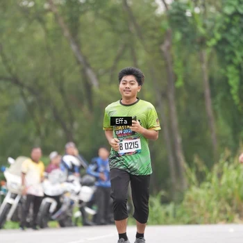 Runner Photo 8040753