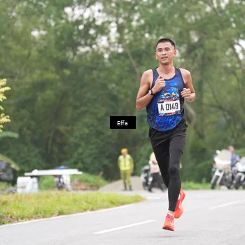 Runner Photo 8040760