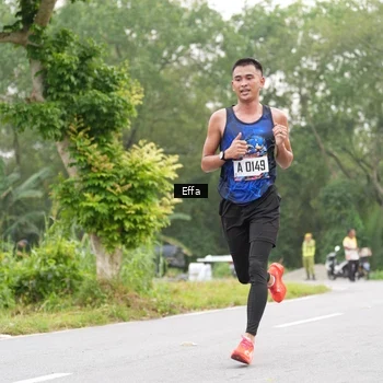 Runner Photo 8040769