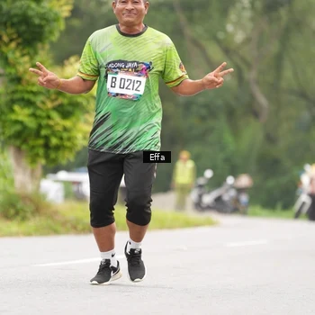 Runner Photo 8040801
