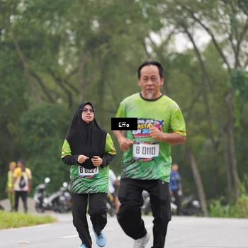Runner Photo 8040902