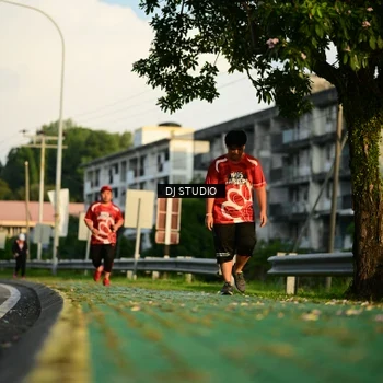Runner Photo 8040906
