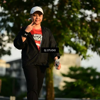 Runner Photo 8040995