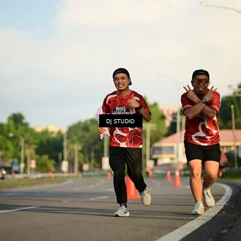 Runner Photo 8041048