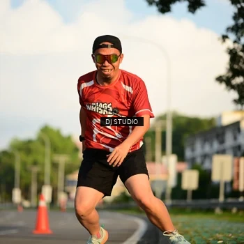 Runner Photo 8041081