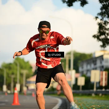 Runner Photo 8041087