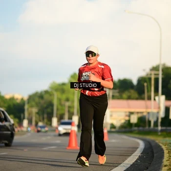 Runner Photo 8041128