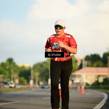 Runner Photo 8041143