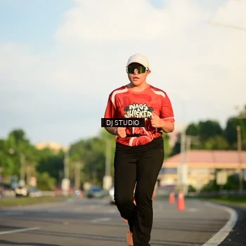 Runner Photo 8041144