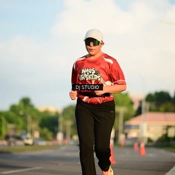 Runner Photo 8041148
