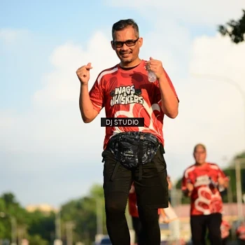 Runner Photo 8041299