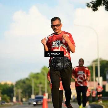 Runner Photo 8041307