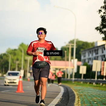 Runner Photo 8041475