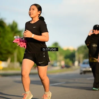 Runner Photo 8041591