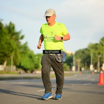 Runner Photo 8041642