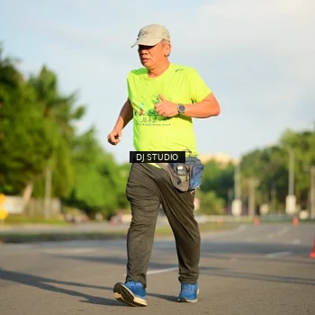 Runner Photo 8041646
