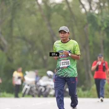 Runner Photo 8041648