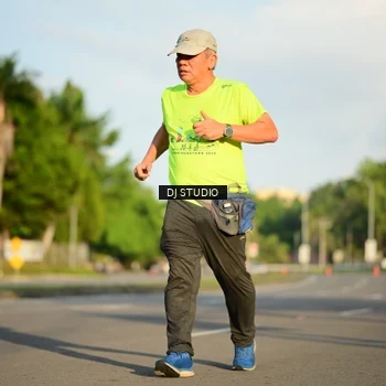 Runner Photo 8041657