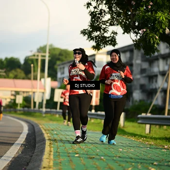 Runner Photo 8041851
