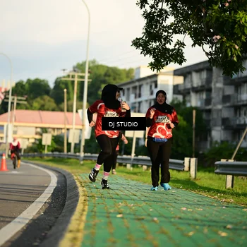 Runner Photo 8041853