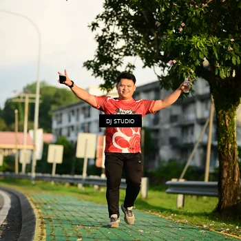 Runner Photo 8041946