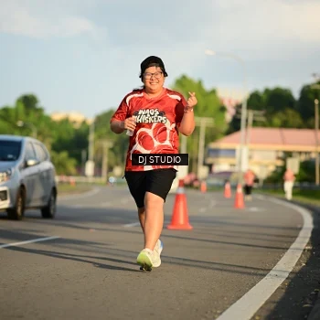 Runner Photo 8042037